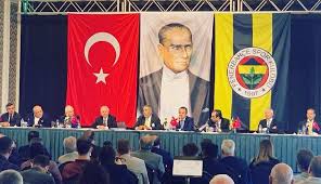 Fenerbahçe'de yaklaşan kongre öncesi başkan aziz yıldırım, çırağan palace kempinski'de düzenlediği basın toplantısı ile başkan adaylığını açıkladı. Uj7tlard Dxtom