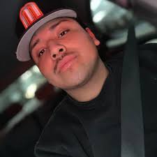 Debes leer muy bien Si tuvieras huevos y un ladron me lleva 3 y el gallo  que tengo pone 5 ¿cuantos huevos tengo?