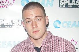 The Challenge star Davis Mallory announces he's no longer gay because 'God  pulled him out of the lifestyle'