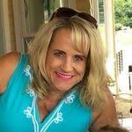 Shawna Crow's Instagram, Twitter & Facebook