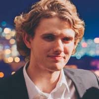 1500+ profils pour “Evan”