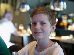 BILDEXTRA: Publikfri GIF-premiär stoppade inte åskådare: "Vi har bubbel,  Ballerina och solkräm"