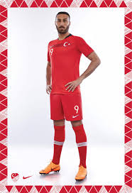 Toute l'actualité du foot avec les résultats foot en direct, les classements des championnats (ligue 1 , ligue 2.), le résumé des matchs, le mercato… Nike Devoile Les Nouveaux Maillots De La Turquie