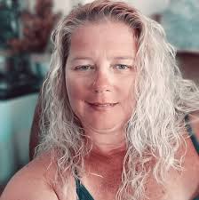 Is Fort Desoto beach open and water quality good?