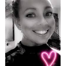 if anyone has any old blankets the cats would appreciate it ..