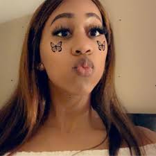 Rhea Simon (@rsimon_340)