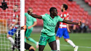 The game between real madrid and granada can eliminate one of the three top teams from the title race, so check our detailed preview of this match and you'll also get a few betting tips for free. La Liga Real Madrid Nach Sieg Uber Granada Kurz Vor Dem Titel Eurosport