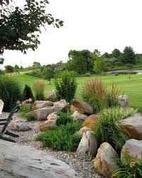Life on a hill can be amazing with these slope yard. 25 Beautiful Front Yard Rock Garden Landscaping Design Ideas Godiygo Com