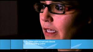 Redes Sociales y Community Management por Esther Rosado en #mastereeme