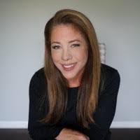 Melissa Acton's Instagram, Twitter & Facebook