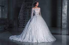 Voto 10 (ma anche 11!) per quanto riguarda lo stile anni '60, ti puoi veramente sbizzarrire! Abiti Da Sposa Vintage In Pizzo Corti E Stile Anni 70 I Piu Chic Pourfemme