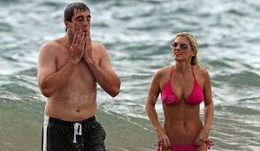 Aaron Rodgers Shirtless Google Search Aaron Rodgers Shirtless Aaron Rodgers Fit Couples