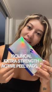 LUV YA @isclincal 🫧💖⁣⁣ the way these pads give you an instant glow I’m  obsessed