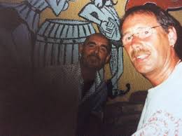 A recurring theme from my visit ... Cheers!