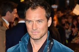 Jude Law says Sex and the City joke about nanny affair made his 'blood  freeze'