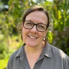 Miss Fox : Puttock, Simon, Swain, Holly: Amazon.co.uk: Books