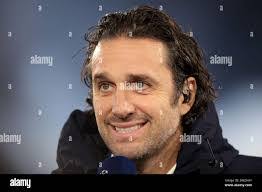 Toni Lyon's Instagram, Twitter & Facebook