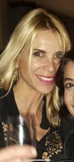 Linda Bergonzi's Instagram, Twitter & Facebook