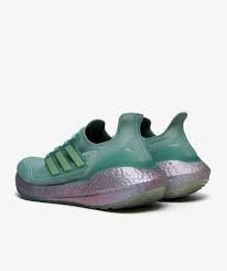 All styles and colours available in the official adidas online store. Kaufe Adidas Ultraboost 21 W Fy0408