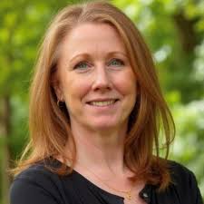 Great day at Enfield Council with Serah Tuncay, Melissa Keating and the  Executive Managers discussing Social Leadership and how to leverage  #linkedin to build awareness of their work.