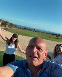 Golfing at The Four Seasons with Darcy and Joel ! What a day ! Sun filled  gorgeous golf course with Pacific Ocean as a back drop! Music, Fun, Golf  with Family and Fun!
