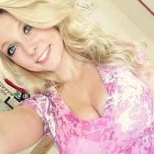 Ashley Huck's Instagram, Twitter & Facebook