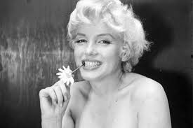 There will be many imitators, but there will never be another quite like #marilynmonroe! Bombshell Beauty Marilyn Monroe S Old Style Secrets Shemazing