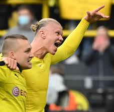 German bundesliga signal iduna park, dortmund, germany 16/10/21 sat 15:30. Ic5ie6 Chclxim