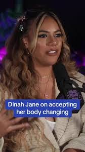 Dinah Andrews's Instagram, Twitter & Facebook