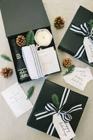 Best Corporate Gifts Ideas Want To Send A Unique Gift To Your Clients This Holiday Season Here Is Your One Giftsdetective Com Home Of Gifts Ideas In In 2020