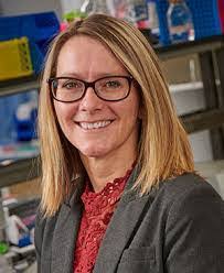 Darryl Mead's Instagram, Twitter & Facebook