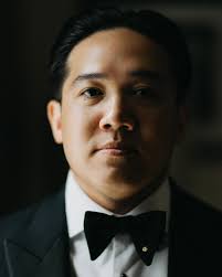 surrounded by people who make every day feel like sunshine Venue:  @waldenchicago Planner & Coordinator: @kalilaharris @alyssag_walden Photo:  @lorenweddings Video: @hwustudios Floral: @thistleandplume Event Design:  @mdmentertainment Hair ...