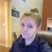 Samantha Strader's Instagram, Twitter & Facebook