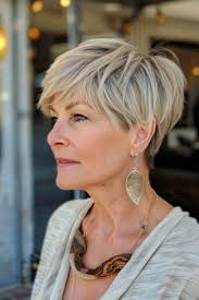 I love this hairstyle. What do you think