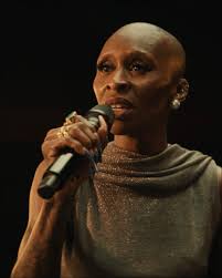 Wicked star @cynthiaerivo teamed up with legendary ballerina @mistyonpointe  for an iconic take