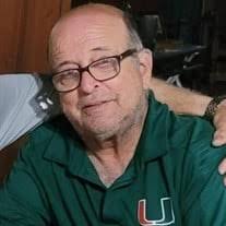 Henry Bustillo's Instagram, Twitter & Facebook