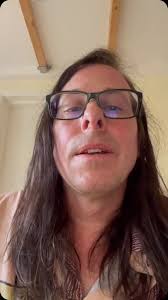 Eine Nachricht von Ken an Euch. ☺️😻, ., alle Termine unserer gemeinsamen  Mini-Tour:, FR. 07.03. 20Uhr @schlossvietgest , Vietgest, SA 08.03. 19Uhr  @ha.see Kulturhof Lemgrabe, SO 09.03. 18Uhr ...