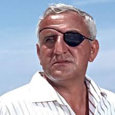 Saw someone post that Mary Bailey is the true hero of It's a Wonderful Life  and as someone who watched it for the first time in a long time I can  confirm