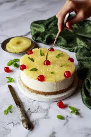 Cookaround è una porta d'ingresso nel mondo della cucina e tutto ciò che gira intorno. Cheesecake Gelato Allo Yogurt Greco E Ananas Cuore Di Sedano