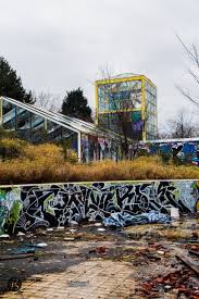 Blub Berlin An Abandoned Water Park In Berlin Neukolln Via Abandoned Water Parks Water Park Abandoned