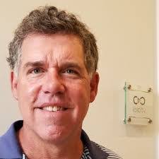 Lisa Faherty's Instagram, Twitter & Facebook