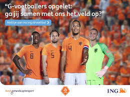 Frank de boer is een voormalig profvoetballer van onder meer ajax en fc barcelona en ook van het nederlands elftal. G Voetballers Opgelet Het Veld Op Met Het Nederlands Elftal Hbc Voetbal