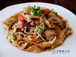 鮮菇燴豆皮 淬釀手路菜 by 花媽甜心派 recipe cooking recipes cooking easy meals