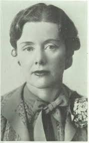 Lois Katherine Dyer Whittington, teacher & administrator 1922-1959, was  born September 25, 1899 in Anaheim, California to Frank & Eula Dyer.  Enrolling at Anaheim Union High School in 1913, four years later,
