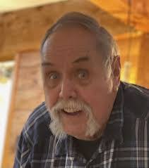 Dinah Henry's Instagram, Twitter & Facebook