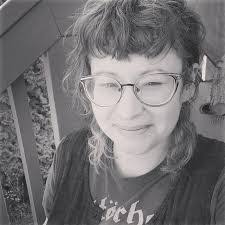 Amanda Murrin's Instagram, Twitter & Facebook