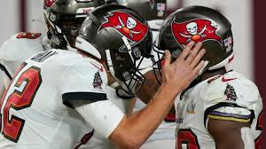 Then brady had brown play the role of corner, apparently showing brown what he wants brown to do in certain situations oxboro — it didn't go on for too long, but tom brady will probably take any opportunity he gets with antonio brown to. Gronk Ab Fournette Team Up For Super Bowl Tds Bucs Top Kc Abc News