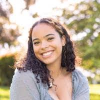 Simone Robinson's Instagram, Twitter & Facebook