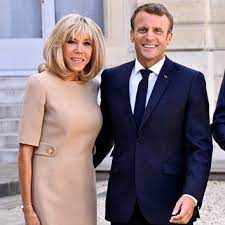 Brigitte macron piégée et « surprise » par une apparition ahurissante d'emmanuel macron dans une émission. Brigitte Macron Fashion News Photos And Videos Vogue