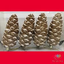 Schnell und einfach preise vergleichen zu holiday christmas von geprüften onlineshops. Glitter Pinecone Christmas Tree Hanging Decorations The Party Shop Bd